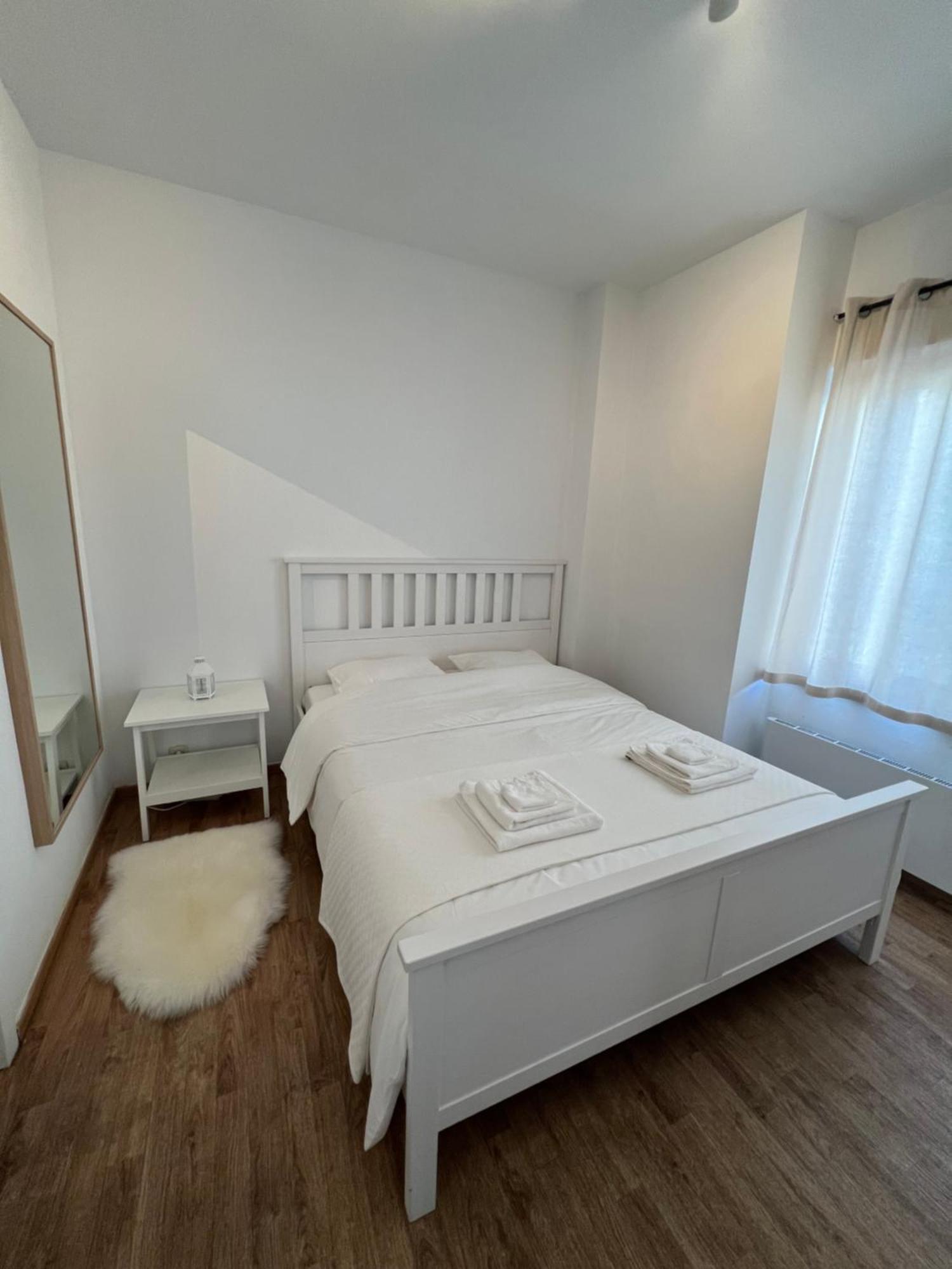 Appartement Lumineux Dans Un Quartier Anime Brussels Exterior photo